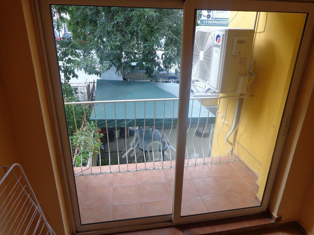 Prometei Hotel Burgas Bagian luar foto