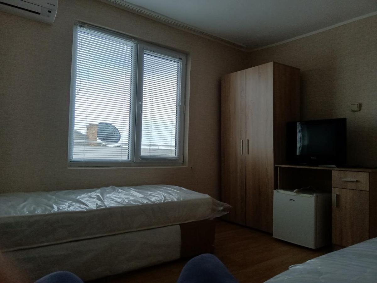 Prometei Hotel Burgas Bagian luar foto